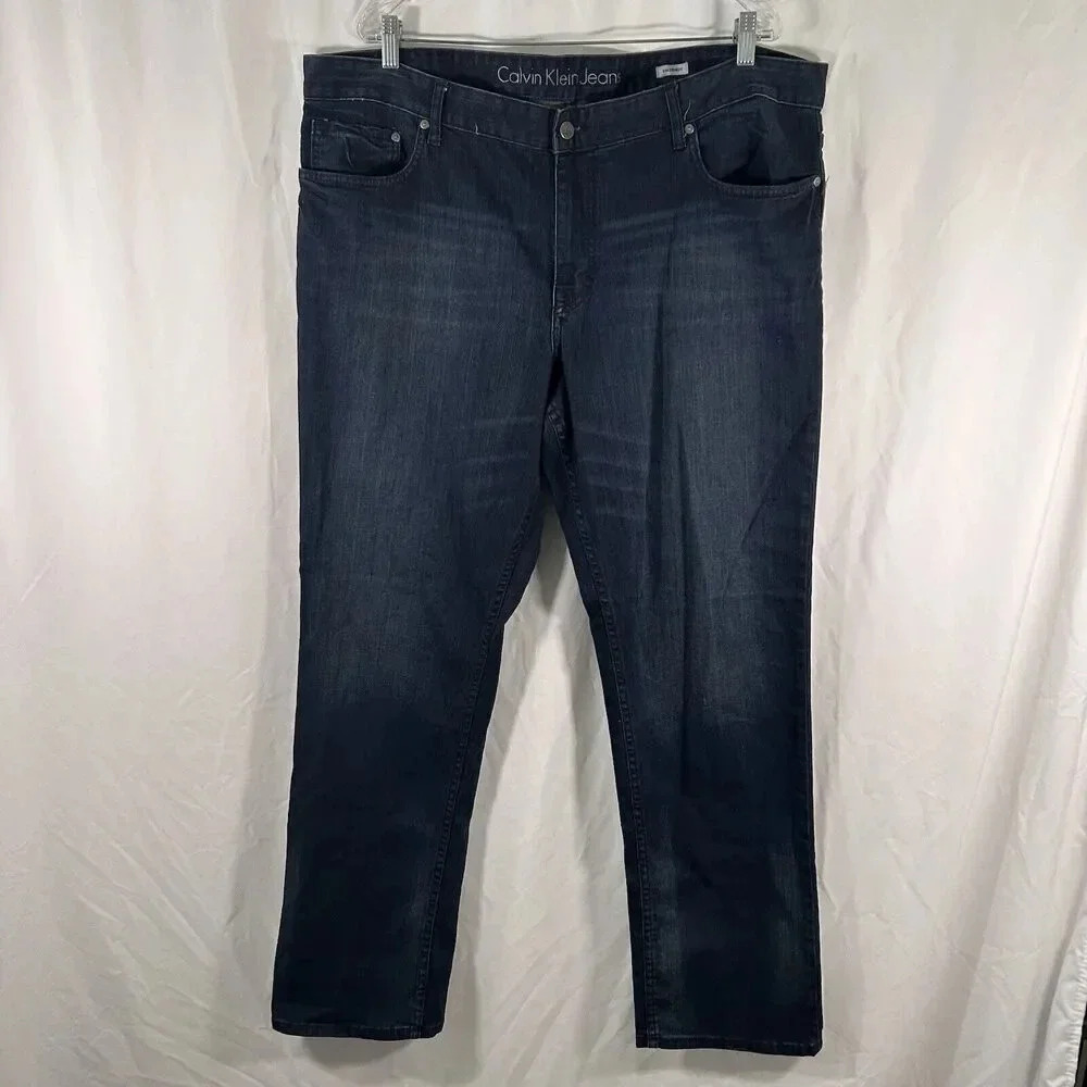 Calvin Klein Jeans Men 40x32 Dark Wash Denim Slim Straight Button Zip